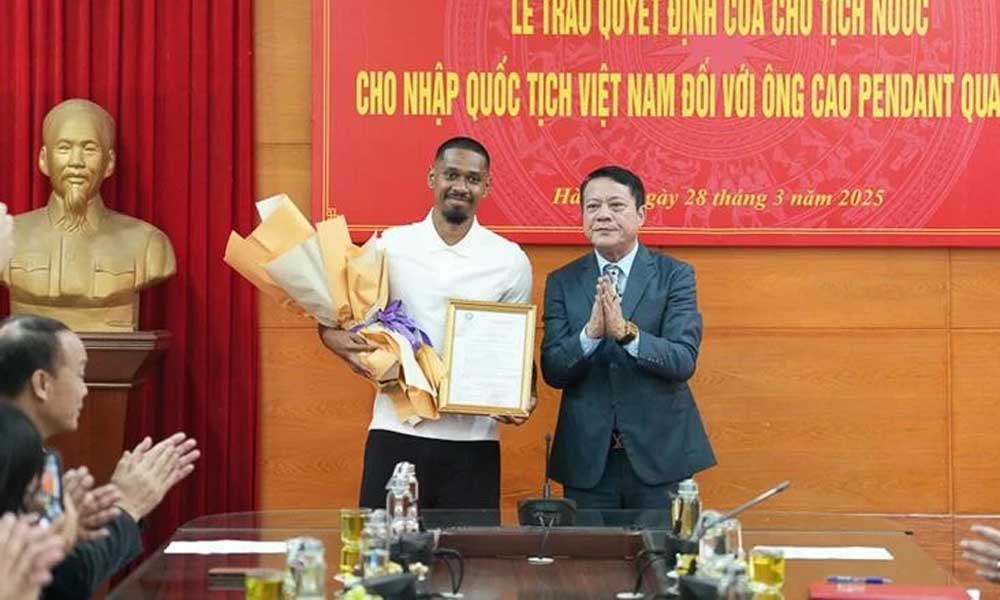 French-born footballer granted Vietnamese citizenship